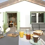 Mariposa Апартаменты