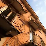 Mariposa شقة