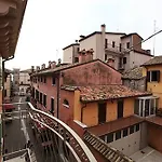 Mariposa باردولينو