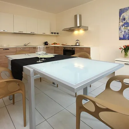 Apartment Mariposa *