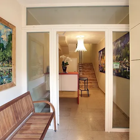 Mariposa Apartment *